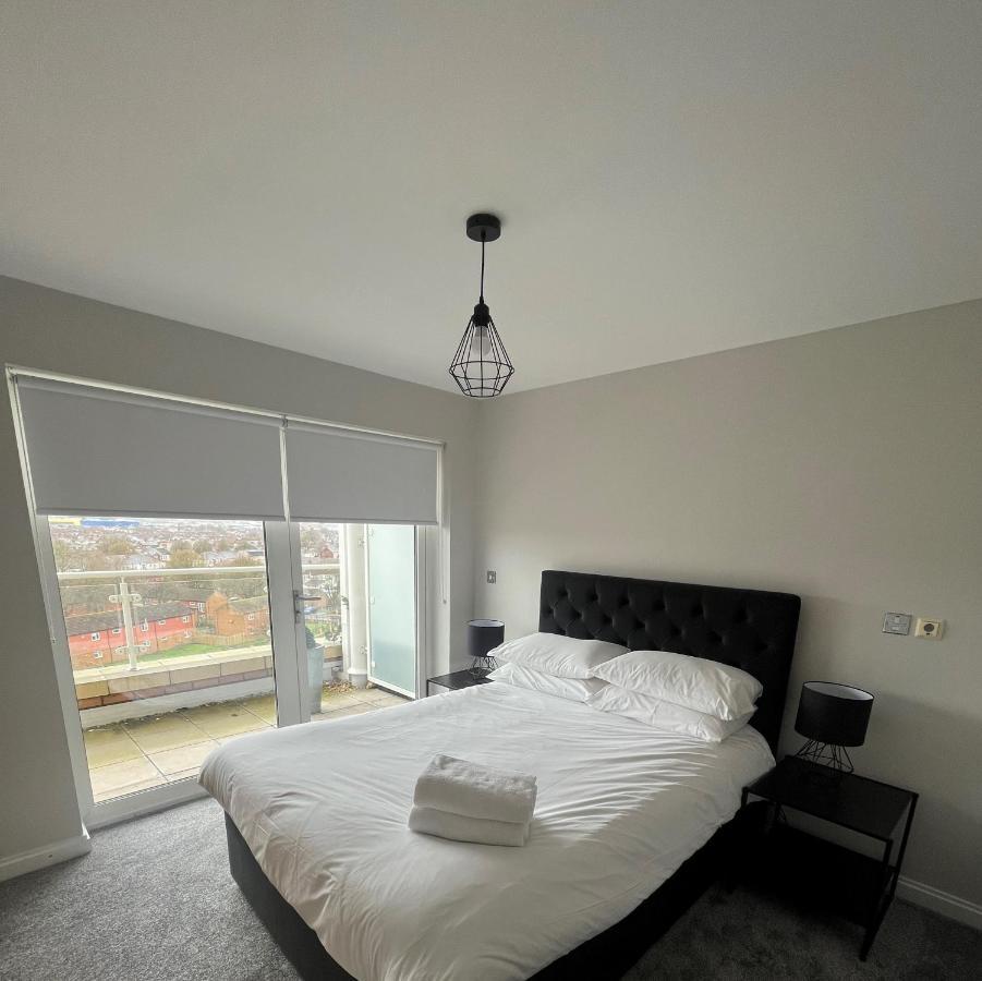 Century Wharf Apartments By Urban Space Cardiff Exterior foto